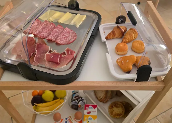 Mava Bed & Breakfast